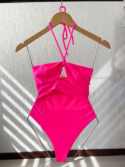body-kaly-pink-gloss-3